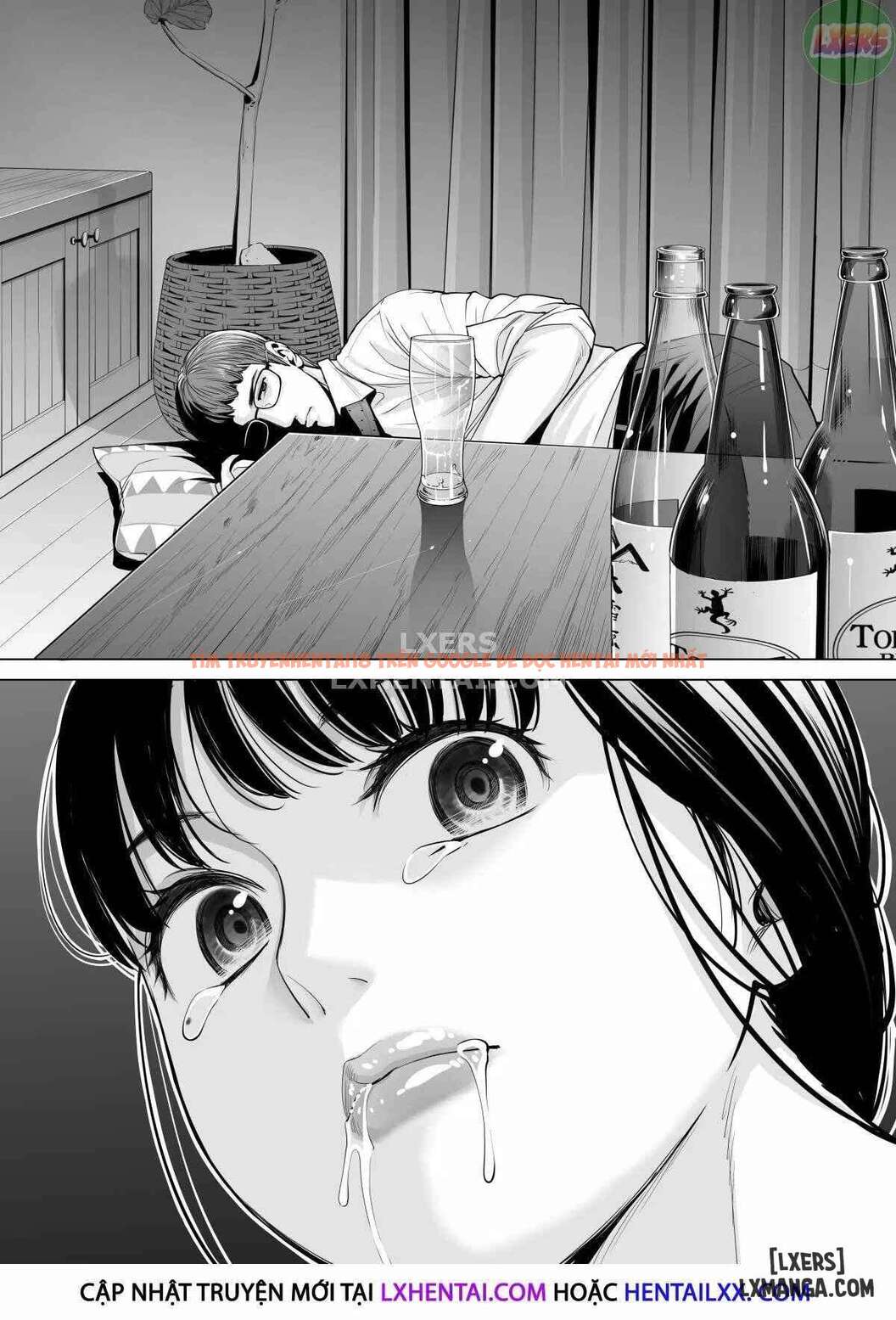 Xem ảnh 56 696dd462e1390 trong truyện hentai A Housewife Stolen By A Coworker Besides Her Blackout Drunk Husband - Chapter 1 - www.hentaitvn.net