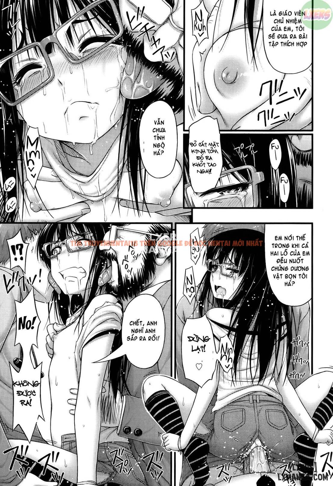 Xem ảnh 17 trong truyện hentai Kinjo No Ko Ga Short Pants Wo Haite Ore Wo Yuuwaku Shite Kurundaga - Chapter 12 END - hentaitvn.net